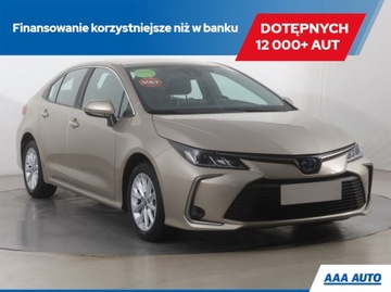 Toyota Corolla 1.8 Hybrid, Salon Polska