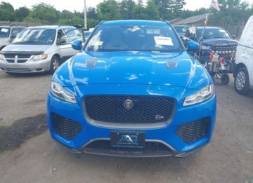 Jaguar F-Pace SVR 5.0 V8 550KM 2020 Jaguar F-Pace 2020, 5.0L, 4x4, SVR P550, od ubezpieczalni 5.0 Benzyna 550KM, zdjęcie 4