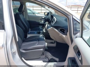 Chrysler Pacifica II 2024 Chrysler Pacifica 2024r, 3.6L, Touring L 3.6 Benzyna 287KM, zdjęcie 8