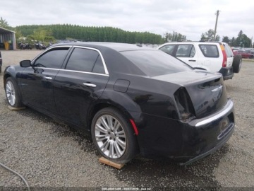 Chrysler 300C II 2016 Chrysler 300 300c 2016 5.7 Benzyna 363KM, zdjęcie 2