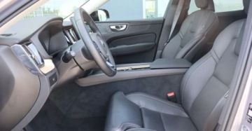 Volvo XC60 II 2025 Volvo XC 60 B5 Hybrid ULTRA DARK 25014KM Salon POLSKA I Wlasciciel Gwaranc, zdjęcie 13