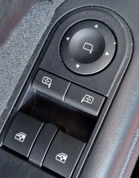 Opel Astra H Cabrio 1.8 ECOTEC 140KM 2008 Opel Astra GTC 1.8 16V 140KM Automat Tempomat 1.8 Benzyna 140KM, zdjęcie 10