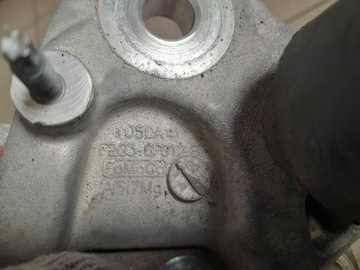 FORD EDGE II MK2 2016R 2.0 ECOBOOST UCHYCENÍ DRŽÁK ULOŽENÍ F2G3-6F012