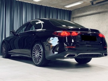 Mercedes Klasa E W214 Sedan 2.0 220d 197KM 2025 E Klasa 220 d 4-Matic AMG 2.0 (197KM) 2025, zdjęcie 4