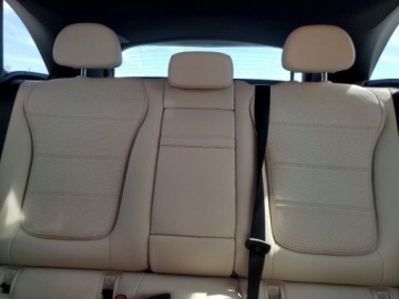 Mercedes GLC C254/X254 2024 Mercedes-Benz GLC 300 2024 2.0 Benzyna 255KM, zdjęcie 11