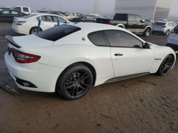 Maserati GranTurismo 2015 Maserati GranTurismo 2015 MASERATI GRANTURISMO..., zdjęcie 3