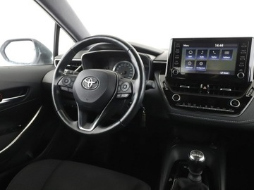 Toyota Corolla XII Hatchback 1.2 Turbo D-4T 116KM 2019 Toyota Corolla Historia serwisowa ASO navi Kamera, zdjęcie 15