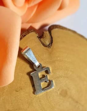 SREBRNA ZAWIESZKA 1,04GR 925