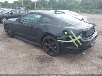 Ford Mustang VI 2022 Ford Mustang Ecoboost Fastback 2022 2.3l 2.3 Benzyna 310KM, zdjęcie 3