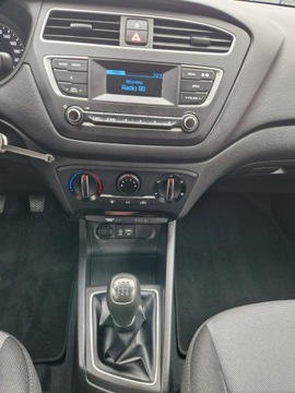 Hyundai i20 II Hatchback 5d Facelifting KAPPA 1.2 MPI 84KM 2018 Hyundai i20 Serwisowany ASO. Klimatyzacja. 5 drzw, zdjęcie 17