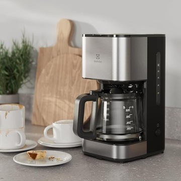 Кофемашина с фильтром ELECTROLUX Create 3 E3CM1-3ST