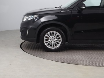 Suzuki Vitara III SUV 1.6 VVT 120KM 2015 Suzuki Vitara 1.6 VVT, Skóra, Navi, Klima, zdjęcie 13