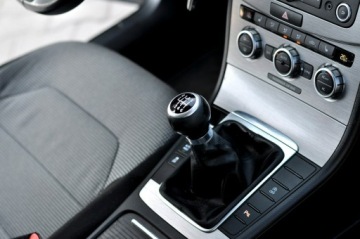 Volkswagen Passat B7 Variant 2.0 TDI CR DPF BlueMotion 140KM 2012 Volkswagen Passat 2.0Tdi 140KM Navi Klimatronik, zdjęcie 15