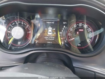 Dodge Challenger III 2023 Dodge Challenger sxt RWD 3.6 Benzyna 303KM, zdjęcie 11