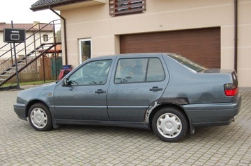 Volkswagen Vento 1.8 90KM 1996 VW VENTO GLX Klima 1Wł. 1.8 El. Szyby Centralny Wspomaganie, zdjęcie 13