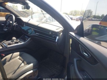 Audi Q8 2021 Audi Q8 Premium Plus, 2021r., 4x4, 3.0L 3.0 Benzyna 335KM, zdjęcie 8