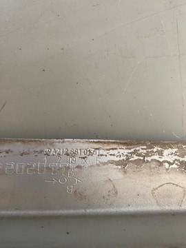 BLATNÍK LEVÝ PŘEDNÍ MERCEDES E TŘÍDA W212