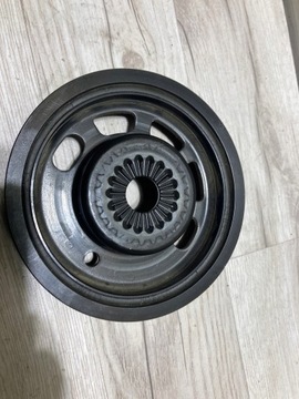 AUDI OE 04C105243Q
