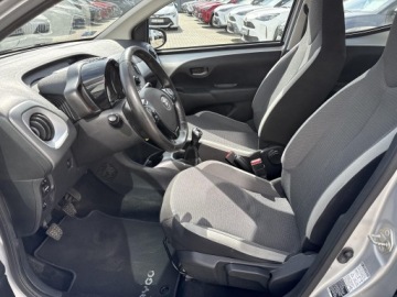 Toyota Aygo II Hatchback 3d Facelifting 1.0 VVT-i 72KM 2021 Toyota Aygo 1.0 VVT-i X-play II (2014-) 1.0 VVT-i, zdjęcie 12