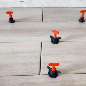 СИСТЕМА ВЫРАВНИВАНИЯ ПЛИТКИ 50 ШТ. + НАБОР КЛЮЧЕЙ