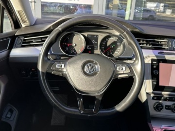Volkswagen Passat B8 Variant 2.0 TDI BlueMotion SCR 150KM 2018 Volkswagen Passat Variant Navi, Grzane fotele, HAK, zdjęcie 16