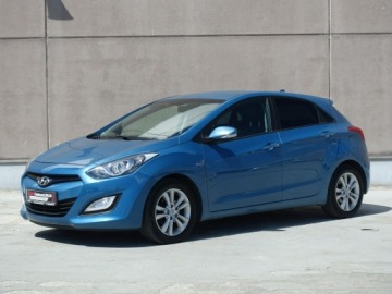 Hyundai i30 II Hatchback 5d 1.4 MPI 100KM 2012 Hyundai i30 1.4 Ben./Pół, zdjęcie 6
