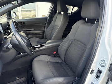 Toyota C-HR I Crossover Facelifting 1.8 Hybrid 122KM 2021 Toyota C-HR 1.8 Hybrid Style 1.8 Hybrid Style, zdjęcie 12