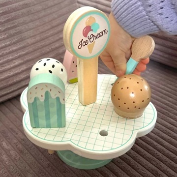 DREWNIANA LODZIARNIA KAWIARNIA ZESTAW SKLEPIK Z LODAMI NA MAGNES STRAGAN