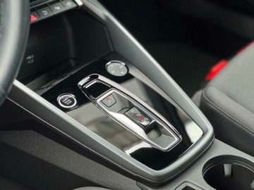 Audi A3 8Y Sportback 1.5 35 TFSI 150KM 2024 Audi A3 Sportback Kamera cofania, Adaptacyjny tempomat , Ambiente 1.5 150KM, zdjęcie 11