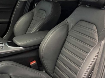 Alfa Romeo Giulia II Sedan Facelifting 2023 2.0 GME Turbo 280KM 2025 ALFA ROMEO Giulia Turbo Veloce Q4 Sedan 2.0 (280KM) 2025, zdjęcie 6