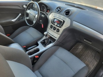 Ford Mondeo IV Kombi 2.0 Duratorq TDCi DPF 115KM 2009 Ford Mondeo 2.0d, 116KM, Klimatyzacja, zdjęcie 15