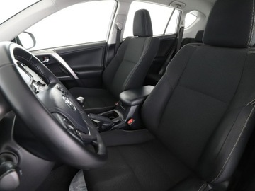 Toyota RAV4 IV MPV Facelifting 2.0 D-4D 143KM 2017 Toyota RAV-4 navi klima auto kamera i czujniki, zdjęcie 12