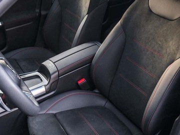 Mercedes GLB SUV 2.0 220d 190KM 2025 MERCEDES-BENZ GLB 220 d 4-Matic AMG Line 2.0 190KM, zdjęcie 4