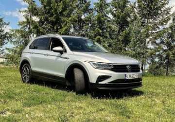 Volkswagen Tiguan II 2022 Volkswagen Tiguan klima 3 strefy, FRONT ASSIST, nowy rozrzad, LEDY, NAVI,, zdjęcie 3