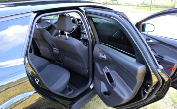 Ford Focus III Kombi Facelifting 1.0 EcoBoost 100KM 2015 Ford Focus 1.0 i Nawigacja Tempomat 1 rok gwarancji w cenie Benzyna, zdjęcie 14