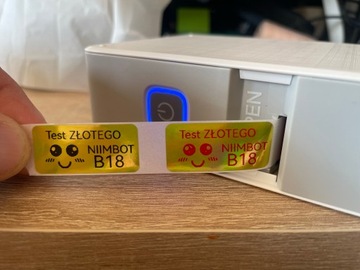 Наклейки NIIMBOT LABELS для B18 GOLD HOLOGRAM