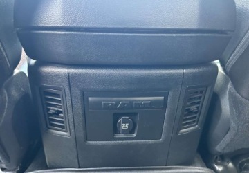 Dodge Ram IV 5.7 V8 390KM 2017 Dodge RAM Dodge RAM 5.7 Benzyna 390KM, zdjęcie 18