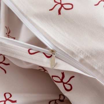 Постельное белье 160x200 + 2 наволочки 70x80 Комплект постельного белья с рисунком COCKS