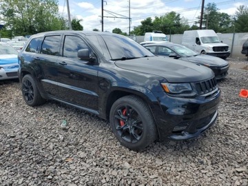 Jeep Grand Cherokee IV 2017 Jeep Grand Cherokee SRT-8 2017 6.4l 6.4 Benzyna 475KM, zdjęcie 4