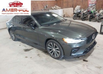 Volvo S60 III 2022 Volvo S60 B5 Momentum 2022 2.0l 2.0 Benzyna 247KM