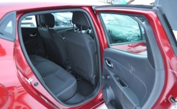 Renault Clio IV Hatchback 5d ENERGY TCe 99g 90KM 2016 Renault Clio LIFT Benzyna Klimatyzacja Cz.parkowania Tempomat Benzyna 90KM, zdjęcie 15