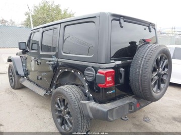 Jeep Wrangler IV 2021 Jeep Wrangler 4XE Unlimited Sahara 2021 2.0l 2.0 Hybryda 270KM, zdjęcie 3