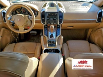 Porsche Cayenne II SUV 4.8 V8 Turbo 500KM 2014 Porsche Cayenne 2014 PORSCHE CAYENNE TURBO 4.8 Benzyna 500KM, zdjęcie 9