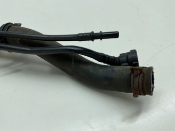 Land Rover Discovery 4 - LR4 2016 Топливозаливная трубка