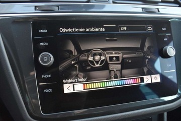 Volkswagen Tiguan II SUV Facelifting 1.5 TSI 150KM 2022 Volkswagen Tiguan SalonPL 150KM TSI DSG R-Line Premium HakKessyNavi ACC Ma, zdjęcie 20