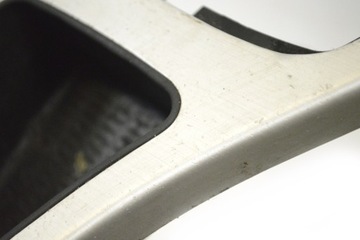 BMW 3 E90 330D 2007 RHD PANEL KRYTY KONZOLA STŘEDNÍ 7118040 6982447