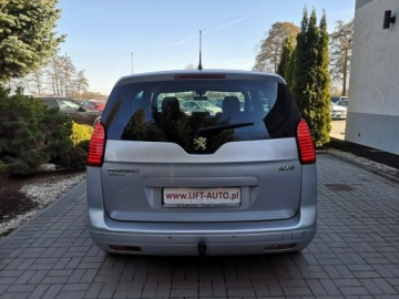 Peugeot 5008 I Minivan 2.0 HDi FAP 150KM 2011 Peugeot 5008 2,0 HDI 150KM Klimatronik ALU 16 7, zdjęcie 6