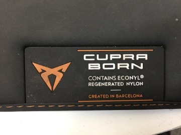 КОВРИКИ СТЕКЛООЧИСТИТЕЛЯ CUPRA BORN EUROPA