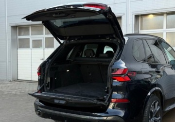 BMW X5 G05 SUV Facelifting 3.0 40d 352KM 2023 BMW X5 BMW X5 xDrive40d M Sport 3.0 Diesel 352KM, zdjęcie 25