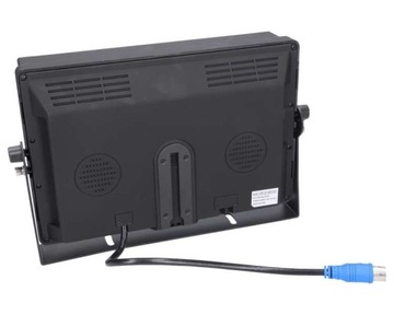 10-дюймовый монитор с четырьмя камерами и кабелями в комплекте.